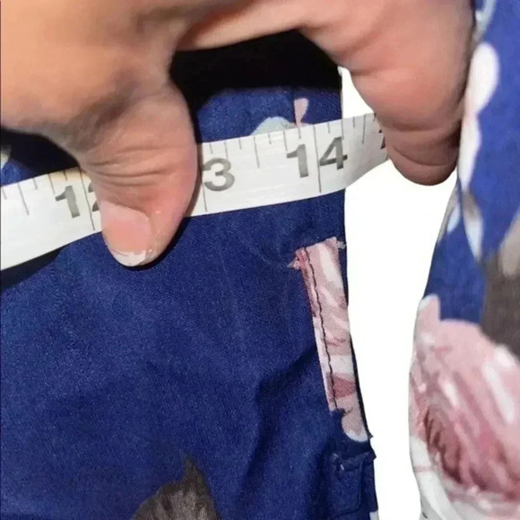 Floral Mini Shift Dress - Picture 3 of 6